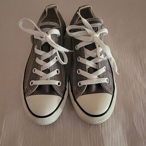 Women Converse Low Top Sneakers